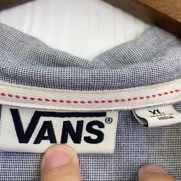 Vans - White & Navy Button Up Short Sleeve Shirt Size XL - Picture 9 of 13